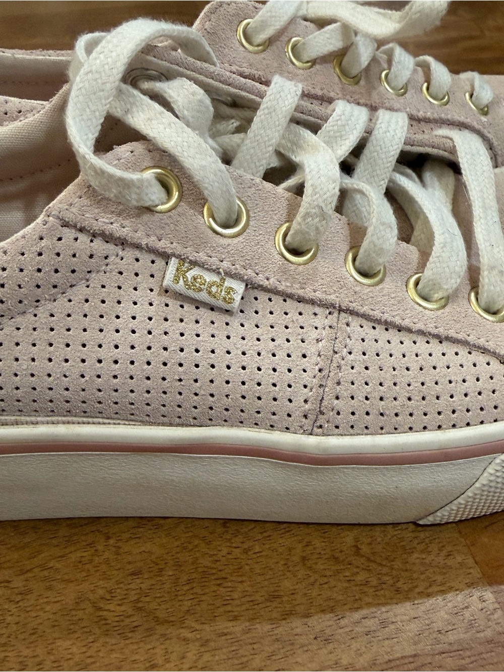 Keds Pink/Lavender Suede Low-Top Lace Sneakers with Gold Eyelets Size 7 - Picture 6 of 12